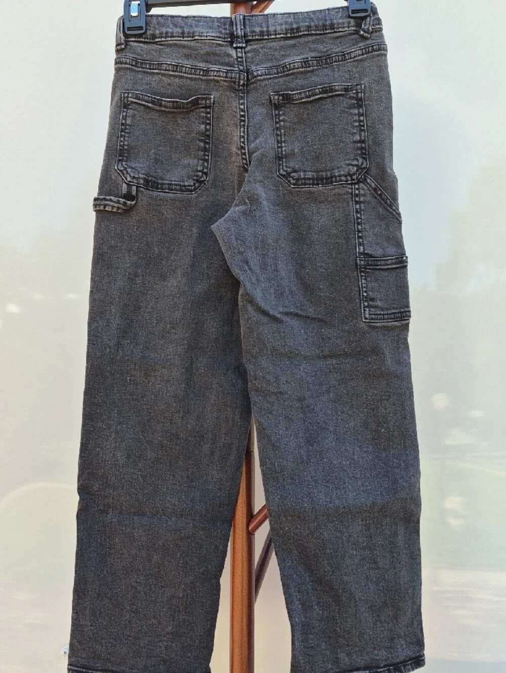 OshKosh B'gosh Kids Straight Baggy Jeans in Washed Black Size 10